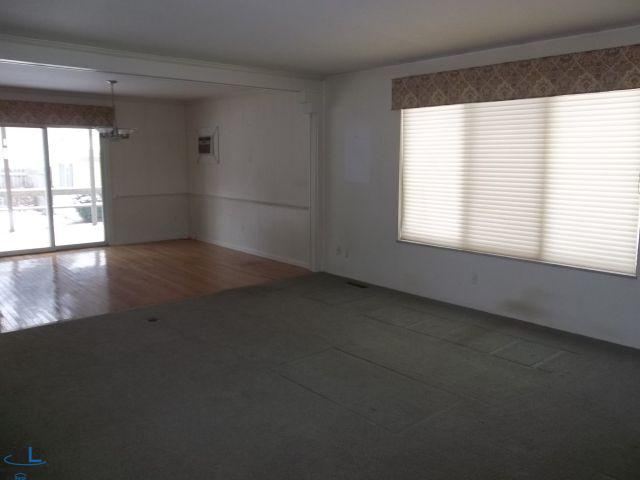 4008 Devonshire Road Fort Gratiot, MI 48059 - Photo 6 of 10 31132075-5.JPG