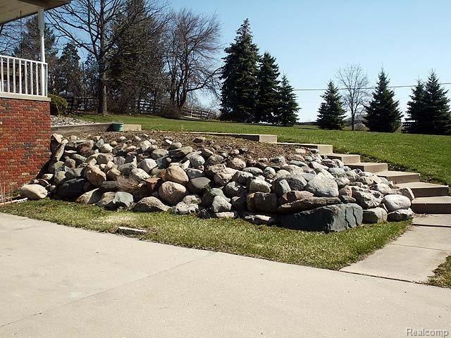 4750 North Rochester Road Rochester, MI 48306 - Photo 16 of 20 Nice landscaping & stone details