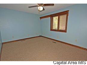 3 Katie Lane Rochester, IL 62563 - Photo 10 of 12