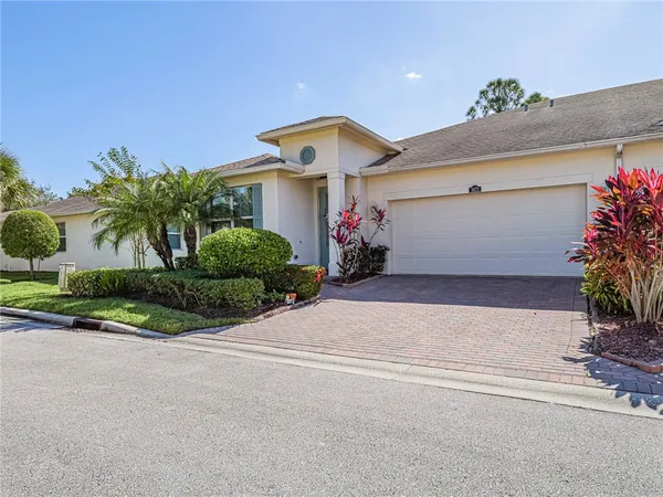 $359,500 | 7473 White Oak Lane, Vero Beach, FL 32966
