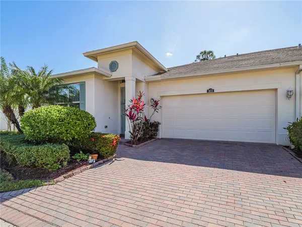 $359,500 | 7473 White Oak Lane, Vero Beach, FL 32966