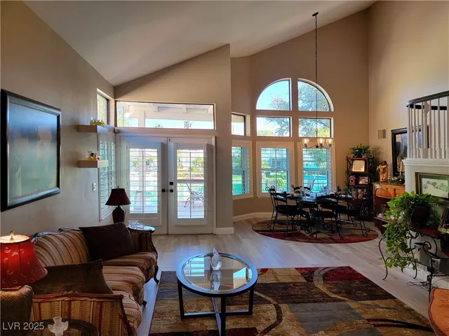 $1,150,000 | 3020 West Waterside Circle, Las Vegas, NV 89117