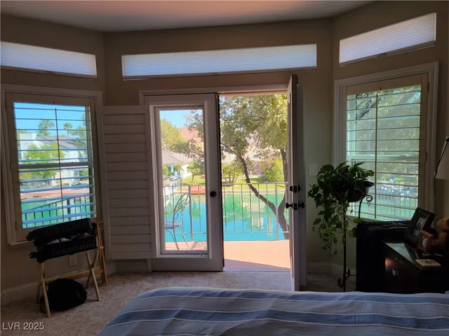 $1,150,000 | 3020 West Waterside Circle, Las Vegas, NV 89117