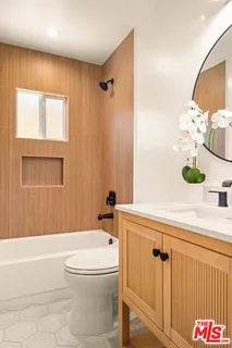 $999,000 | 2919 Somerset Drive, Los Angeles, CA 90016