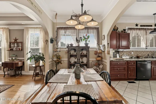 $469,000 | 518 North Main Street, Clinton, TN 37716