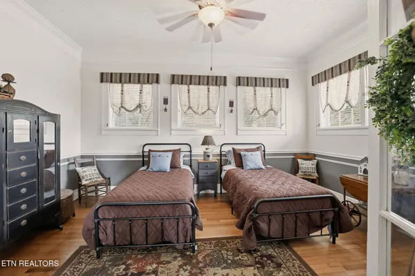 $469,000 | 518 North Main Street, Clinton, TN 37716