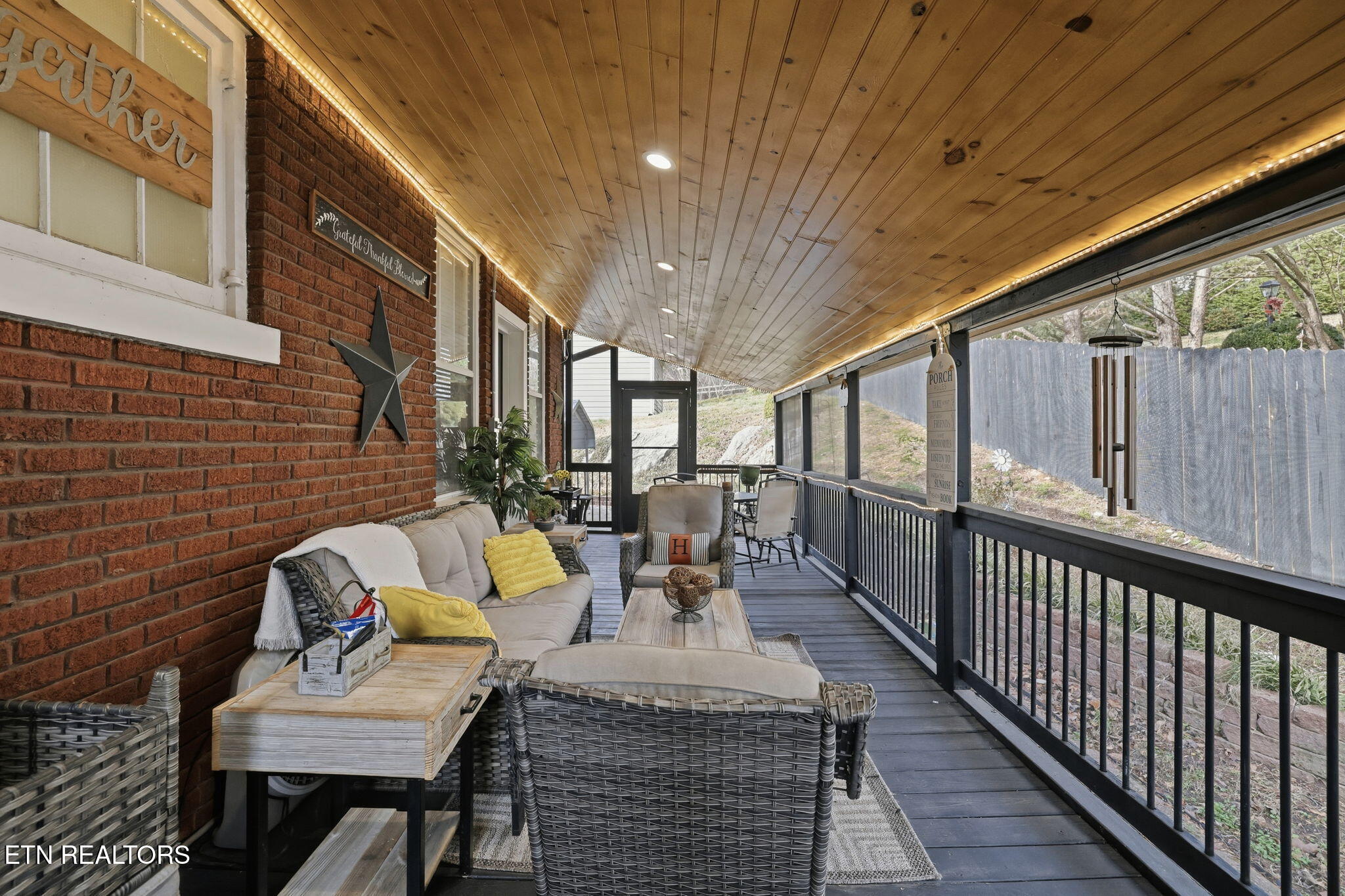 518 North Main Street Clinton, TN 37716 - Photo 35 of 44 35