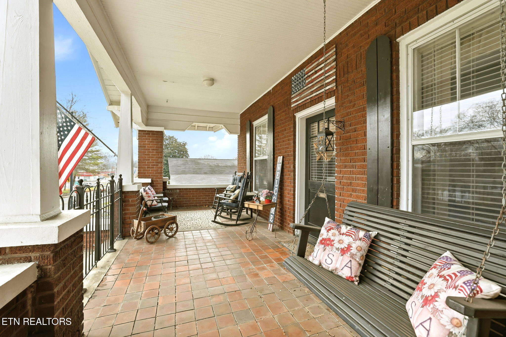 518 North Main Street Clinton, TN 37716 - Photo 4 of 44 4