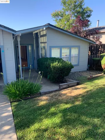 $240,000 | 12800 Honey Locust Court, Unit 4, Sonora, CA 95370