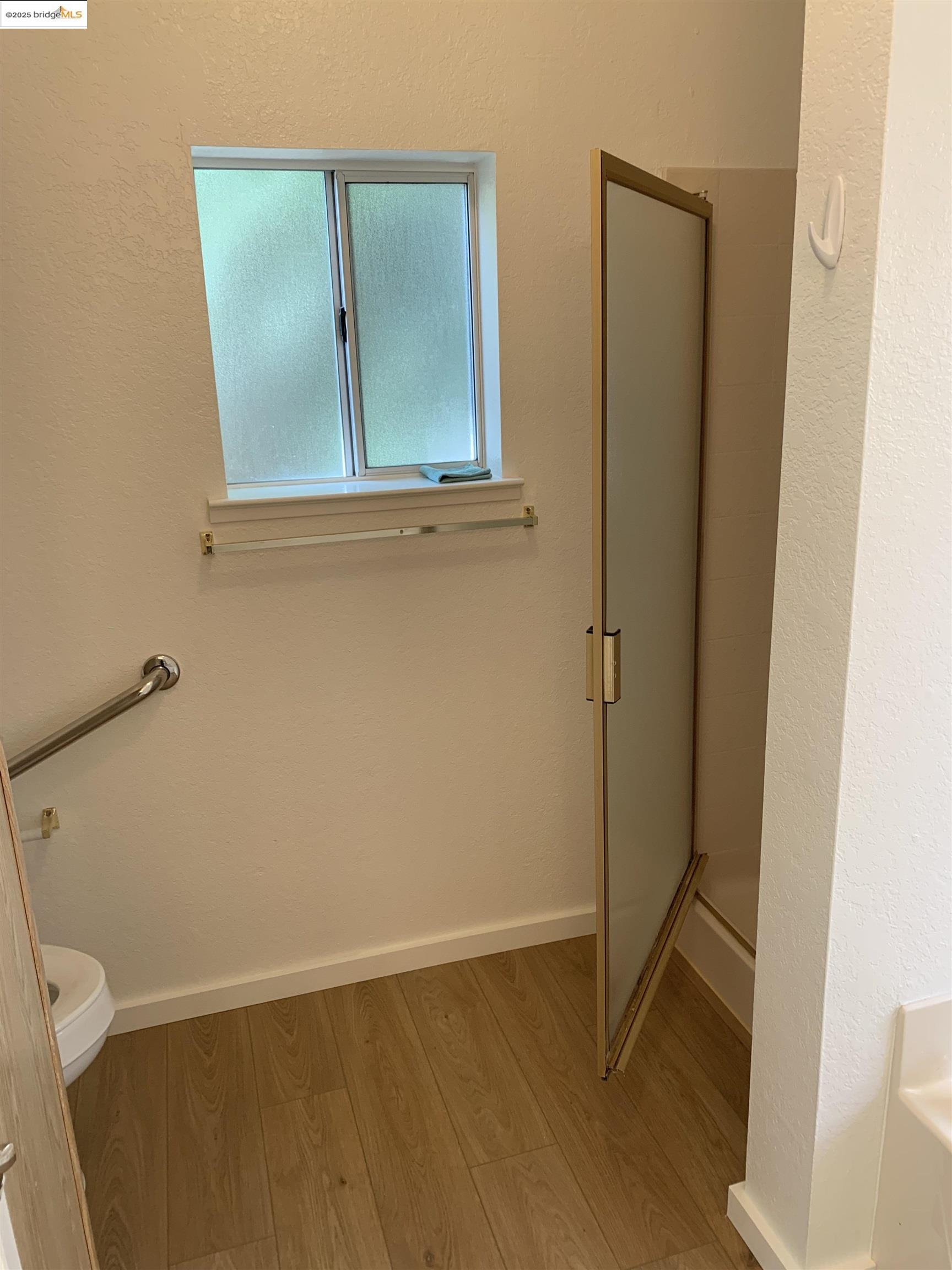 12800 Honey Locust Court, Unit 4 Sonora, CA 95370 - Photo 11 of 13 a view of an empty room