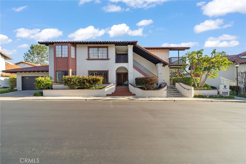 6233 Riviera Circle Long Beach, CA 90815 - Photo 1 of 1 Gallery Image 1
