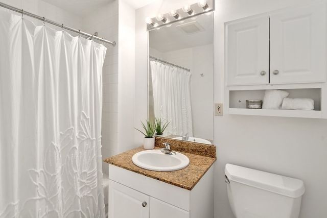 $630,000 | 234 Causeway Street, Unit 921, Boston, MA 02114