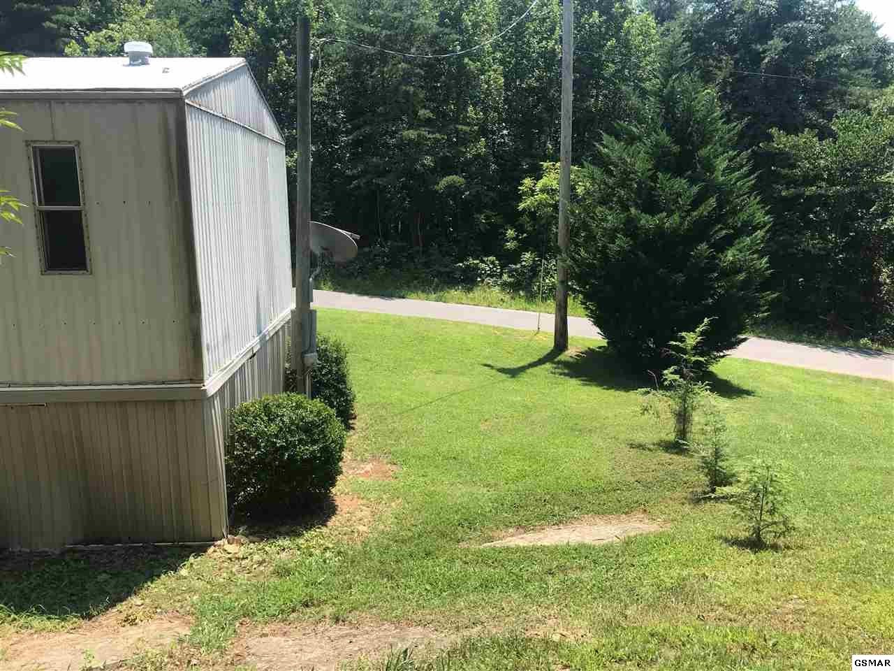2093 Sims Road Dandridge, TN 37725 - Photo 19 of 22 Gallery Image 19
