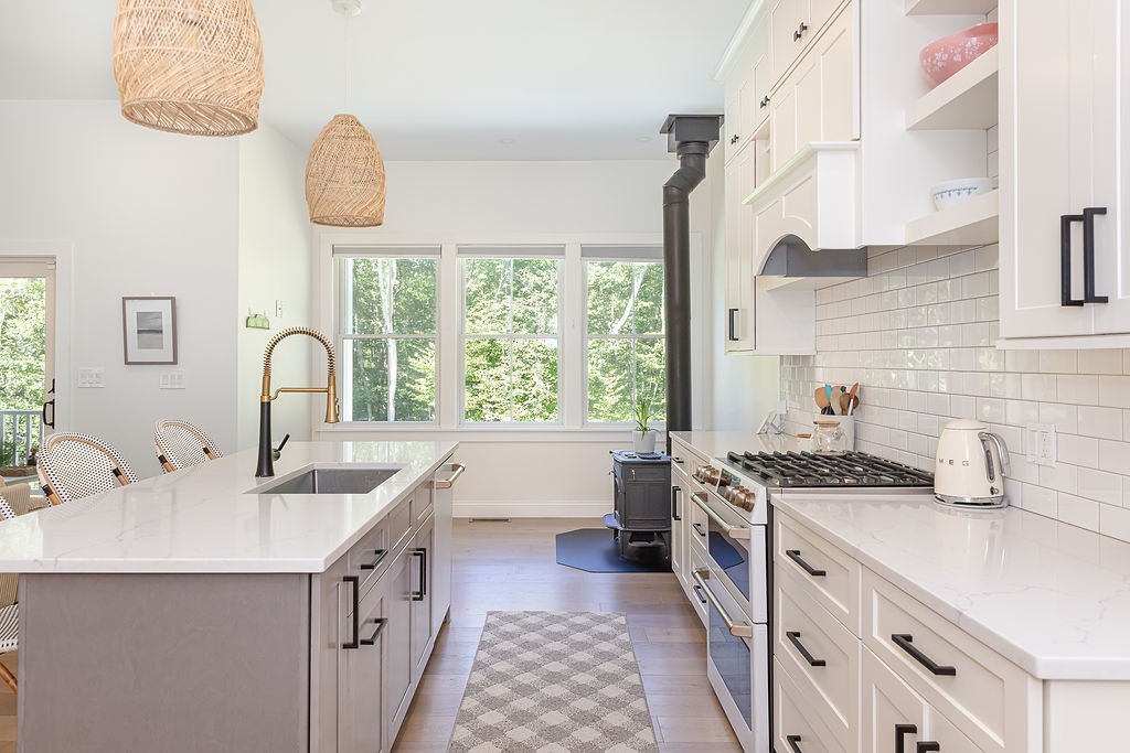 37 Amy Hart Path Little Compton, RI 02837 - Photo 8 of 45 Gallery Image 8