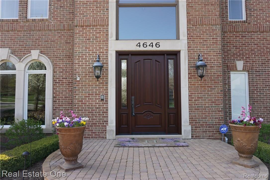 4646 Goodison Pl Drive Rochester, MI 48306 - Photo 11 of 53 DSC05091 (2).JPG