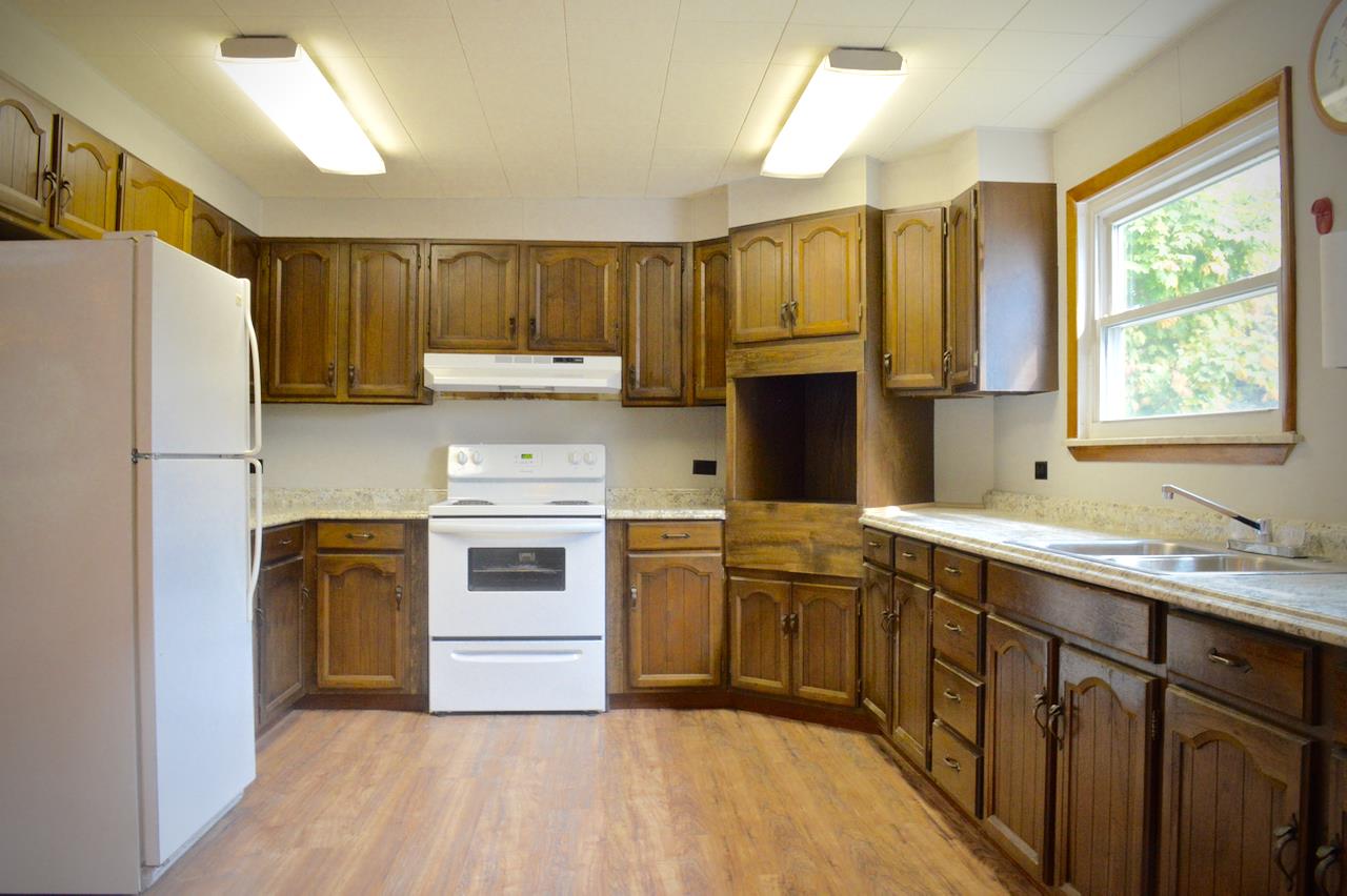 2601 Gonder Road Interlochen, MI 49643 - Photo 5 of 15 1839494-4.JPG
