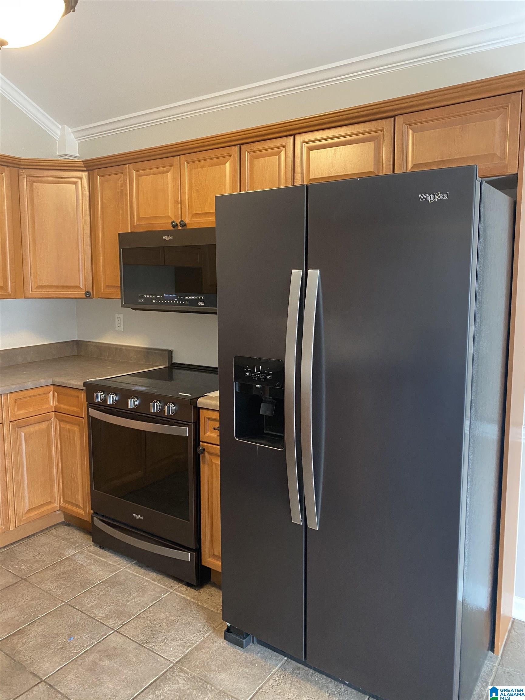 582 Cahaba Manor Drive Pelham, AL 35124 - Photo 7 of 13