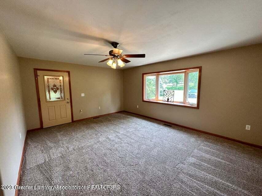 7980 Airport Road Dewitt, MI 48820 - Photo 6 of 31 6
