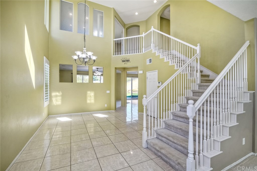 36017 Blackstone Circle Wildomar, CA 92595 - Photo 5 of 39