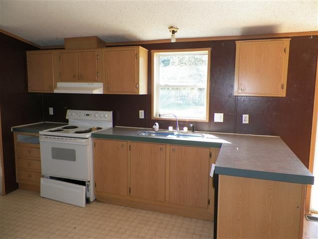 765 West Vfw Road Cheboygan, MI 49721 - Photo 9 of 19 Gallery Image 9