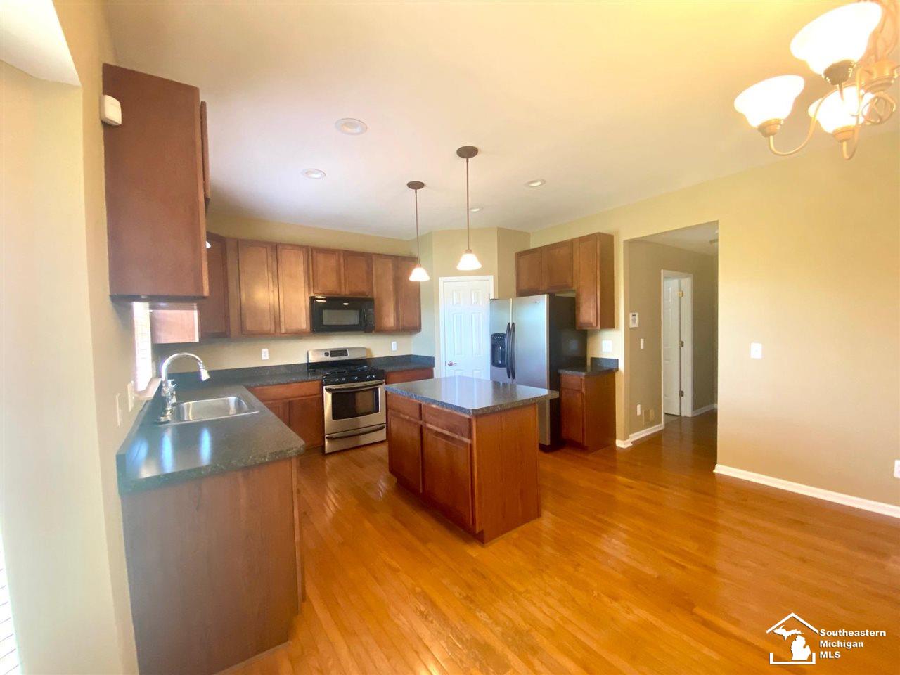 676 Elk Ridge Drive Dundee, MI 48131 - Photo 11 of 33