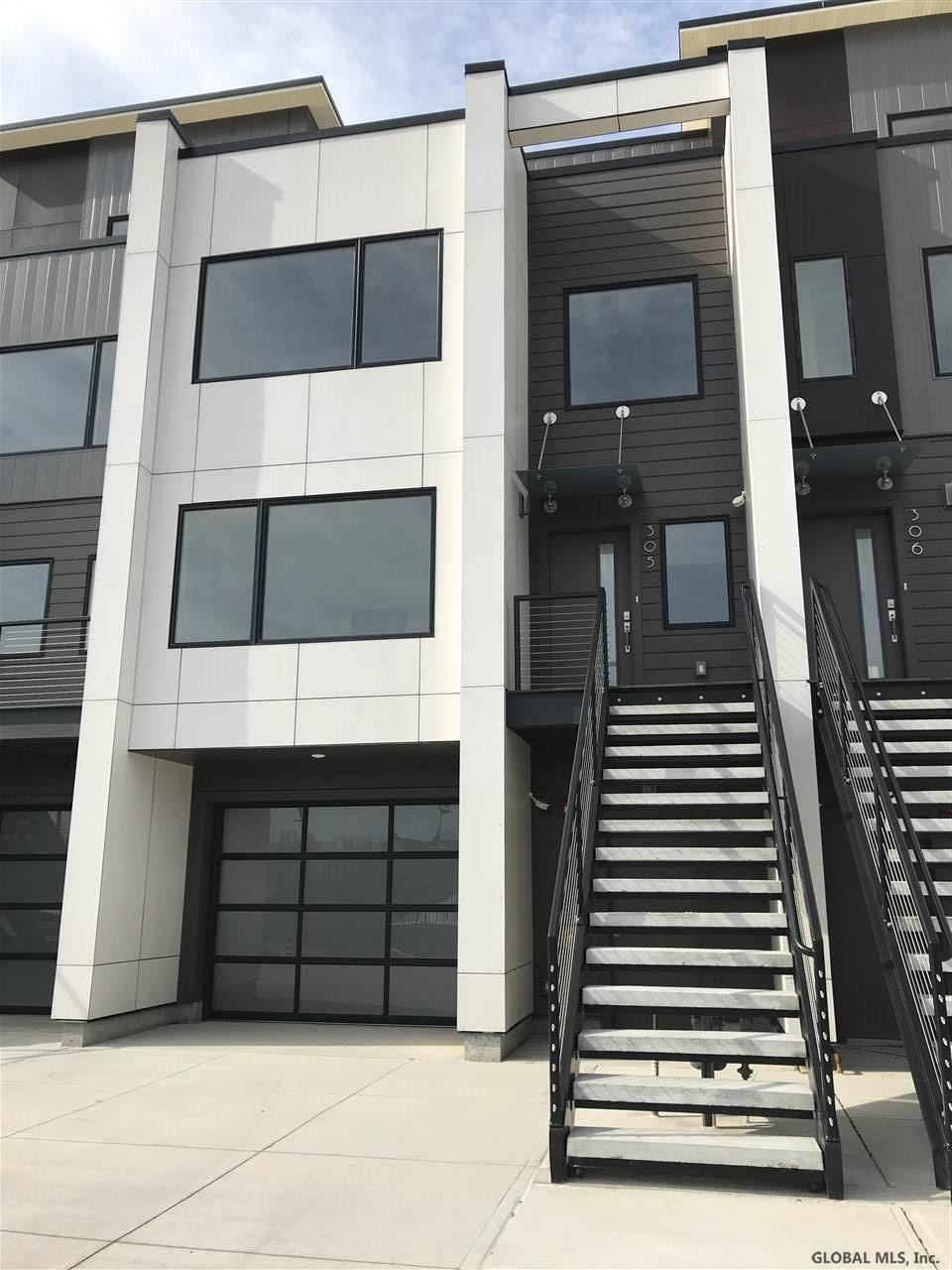 307 Harborside Drive Schenectady, NY 12305 - Photo 1 of 24 Photo 1