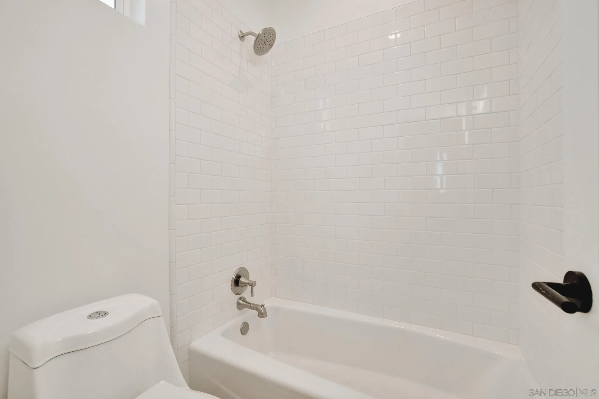 10230 Noble Way Santee, CA 92071 - Photo 18 of 46 Gallery Image 18