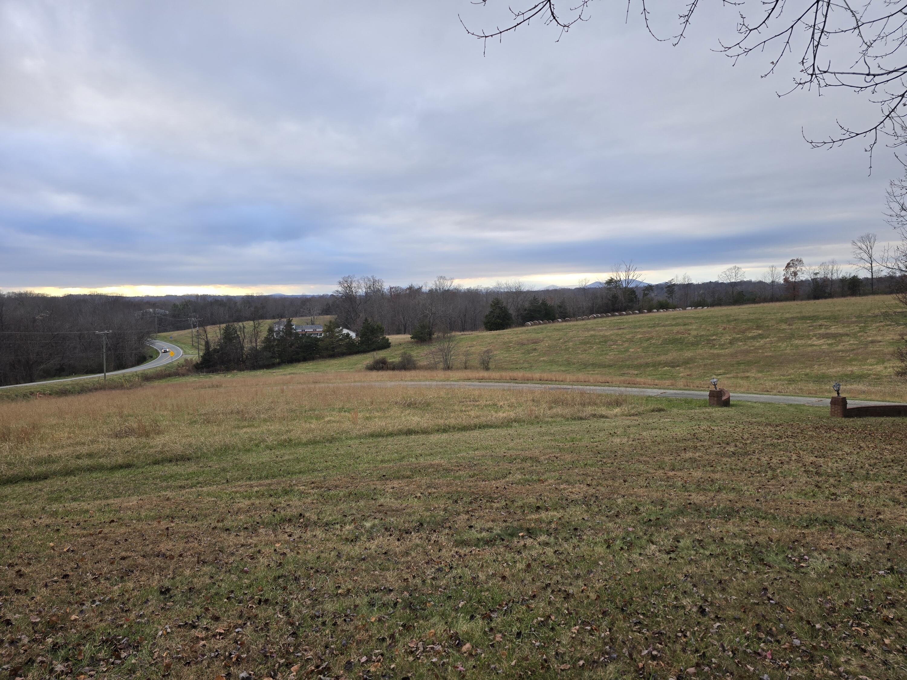15917 A Moneta Road Moneta, VA 24121 - Photo 2 of 13 Views