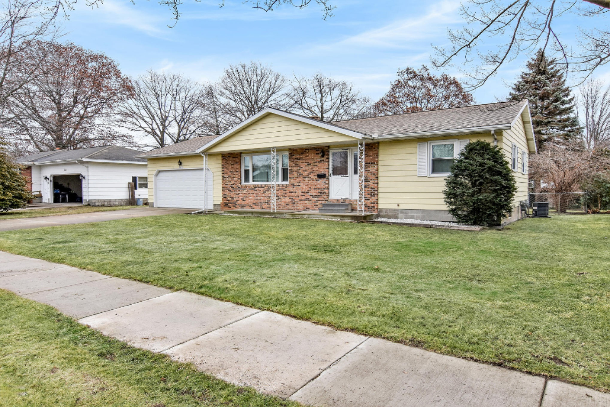 3154 Roosevelt Road Muskegon, MI 49441 - Photo 3 of 28 DSC_0466