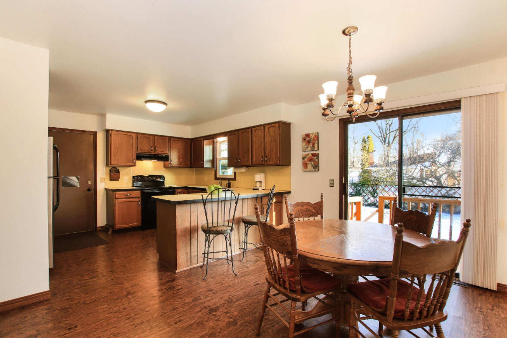 3154 Roosevelt Road Muskegon, MI 49441 - Photo 7 of 28 IMG_8764-1