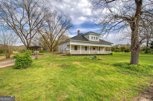 $375,000 | 990 Taylorsville Road, Aragon, GA 30104