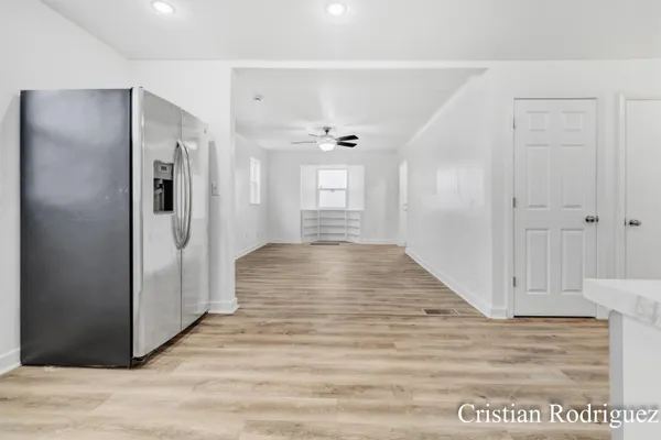 $274,900 | 2232 Avon Avenue Southwest, Wyoming, MI 49519