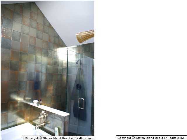 826 West Fingerboard Road Staten Island, NY 10305 - Photo 14 of 19 Additional Photo
