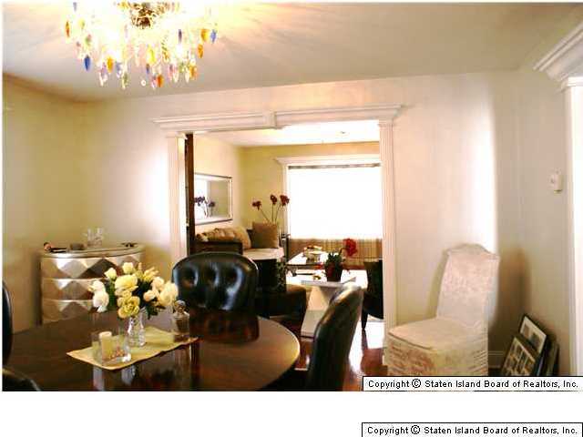 826 West Fingerboard Road Staten Island, NY 10305 - Photo 4 of 19 Additional Photo