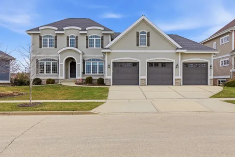 $915,000 | 2505 Genevieve Way, Waunakee, WI 53597