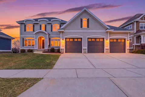 $915,000 | 2505 Genevieve Way, Waunakee, WI 53597