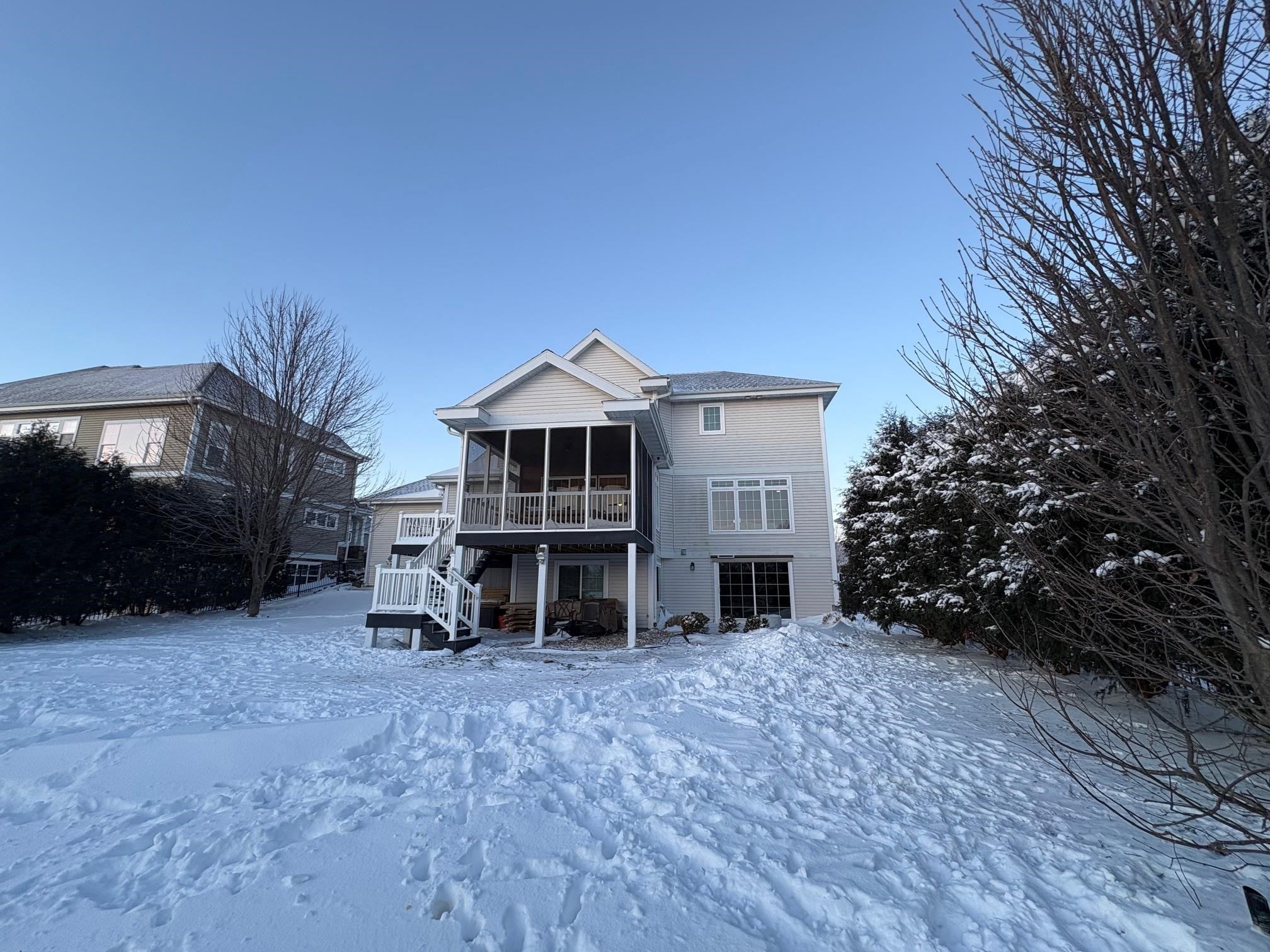 2505 Genevieve Way Waunakee, WI 53597 - Photo 4 of 9