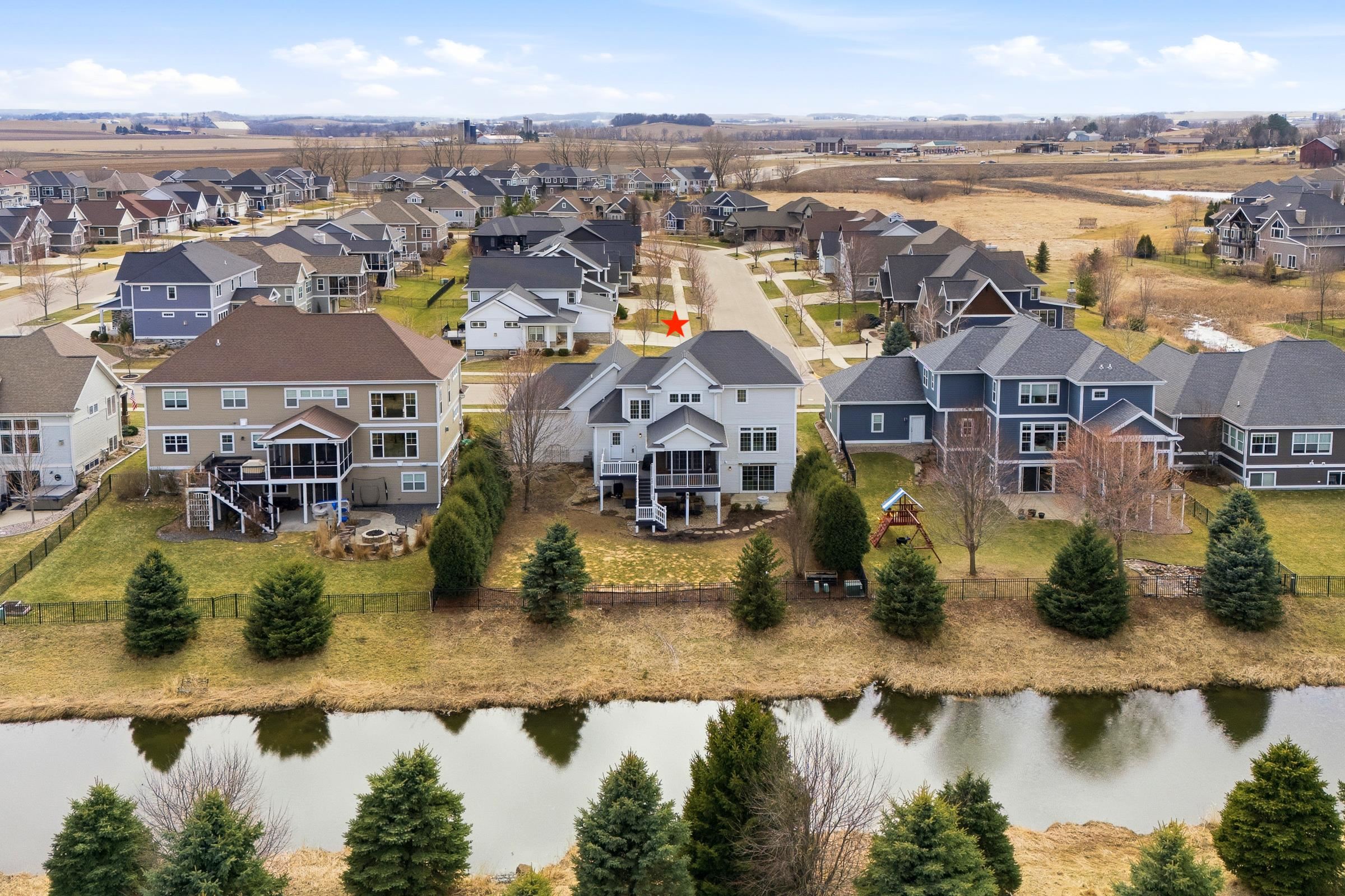 2505 Genevieve Way Waunakee, WI 53597 - Photo 5 of 50
