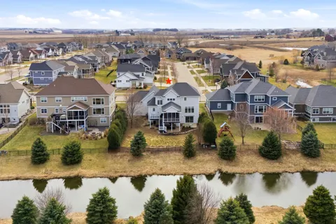 $915,000 | 2505 Genevieve Way, Waunakee, WI 53597