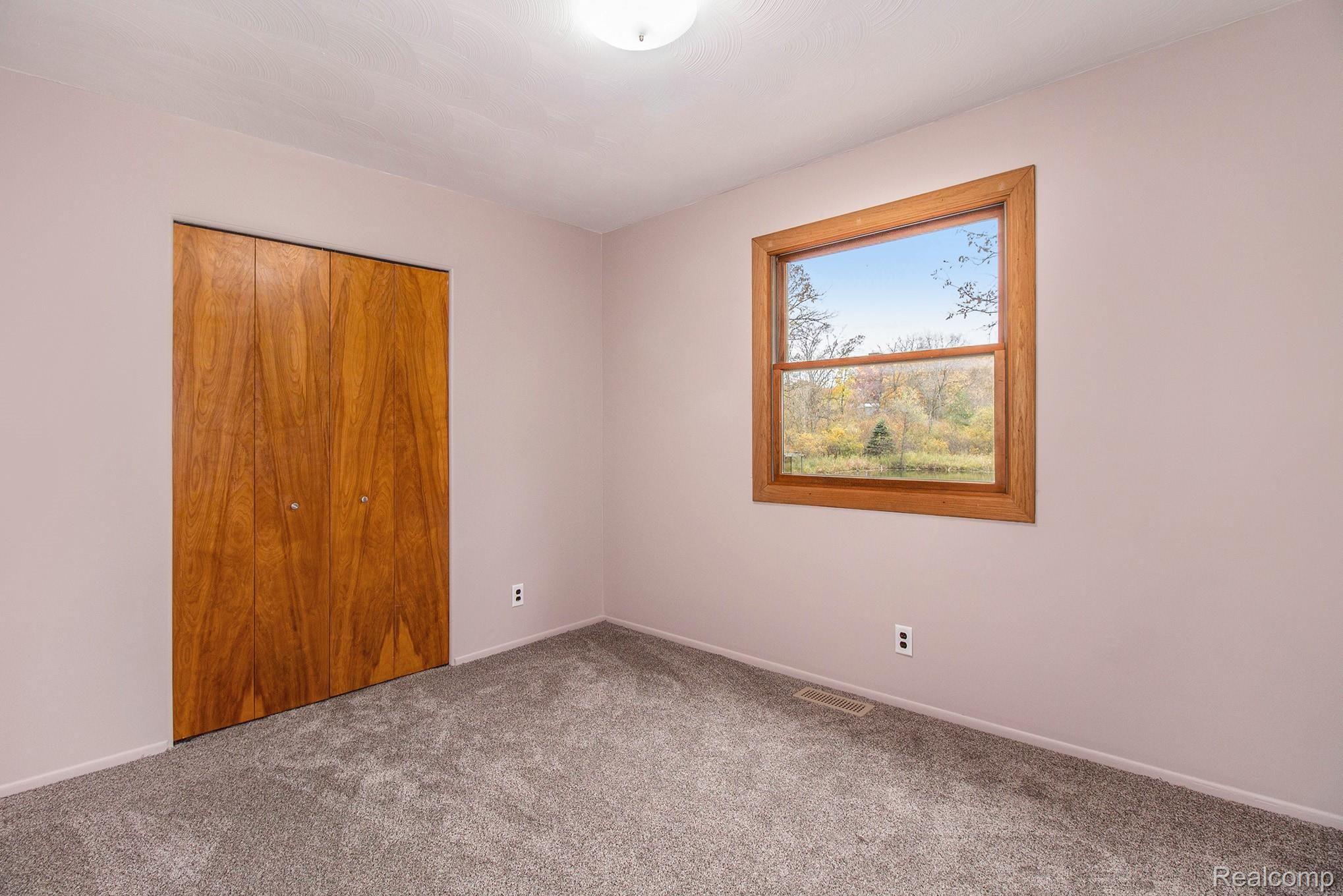 2309 Fisk Road Howell, MI 48843 - Photo 13 of 17 BR1.jpg