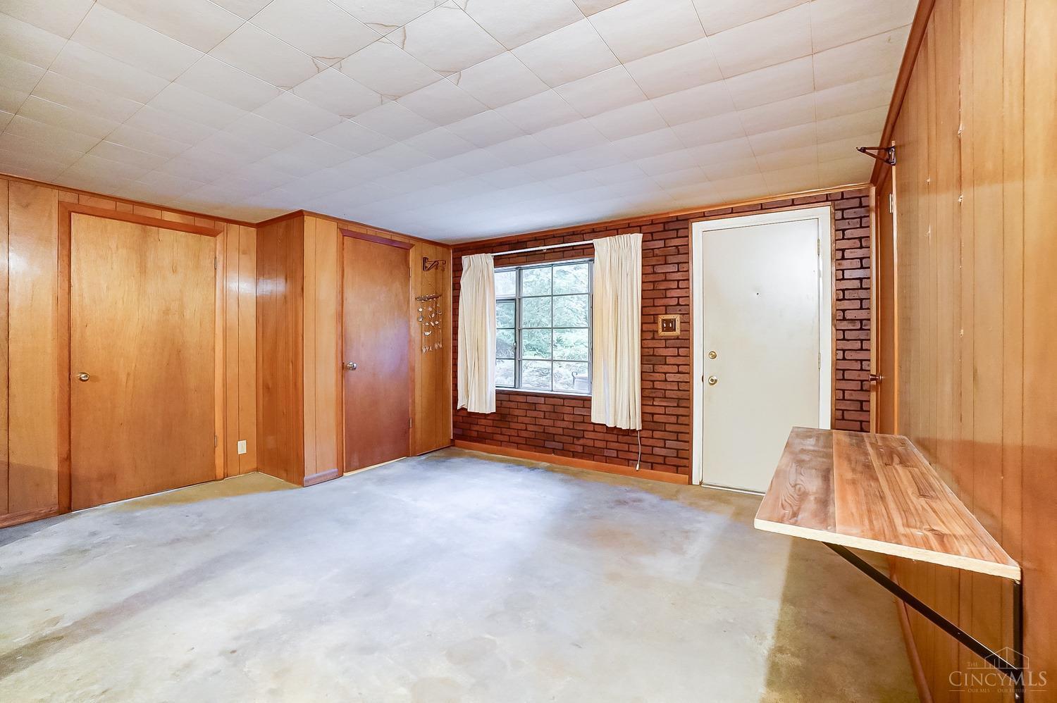 1325 Fuhrman Road Reading, OH 45215 - Photo 29 of 39 Gallery Image 29