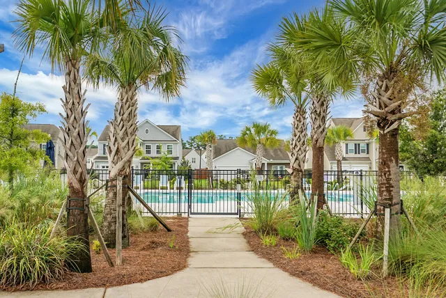 $340,000 | 102 Chaste Tree Circle, Goose Creek, SC 29445