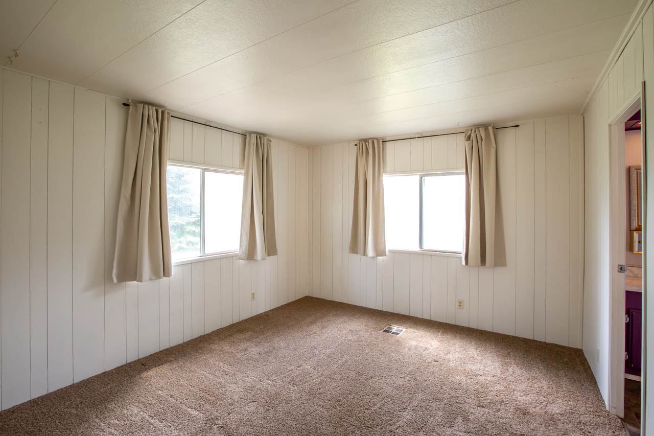 12424 South Scribner Road Cheney, WA 99004 - Photo 9 of 20