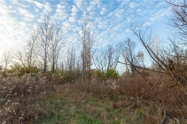 $269,900 | 805 East Outer Belt Road, Greenwood, MO 64034