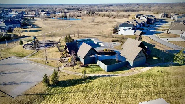 $269,900 | 805 East Outer Belt Road, Greenwood, MO 64034