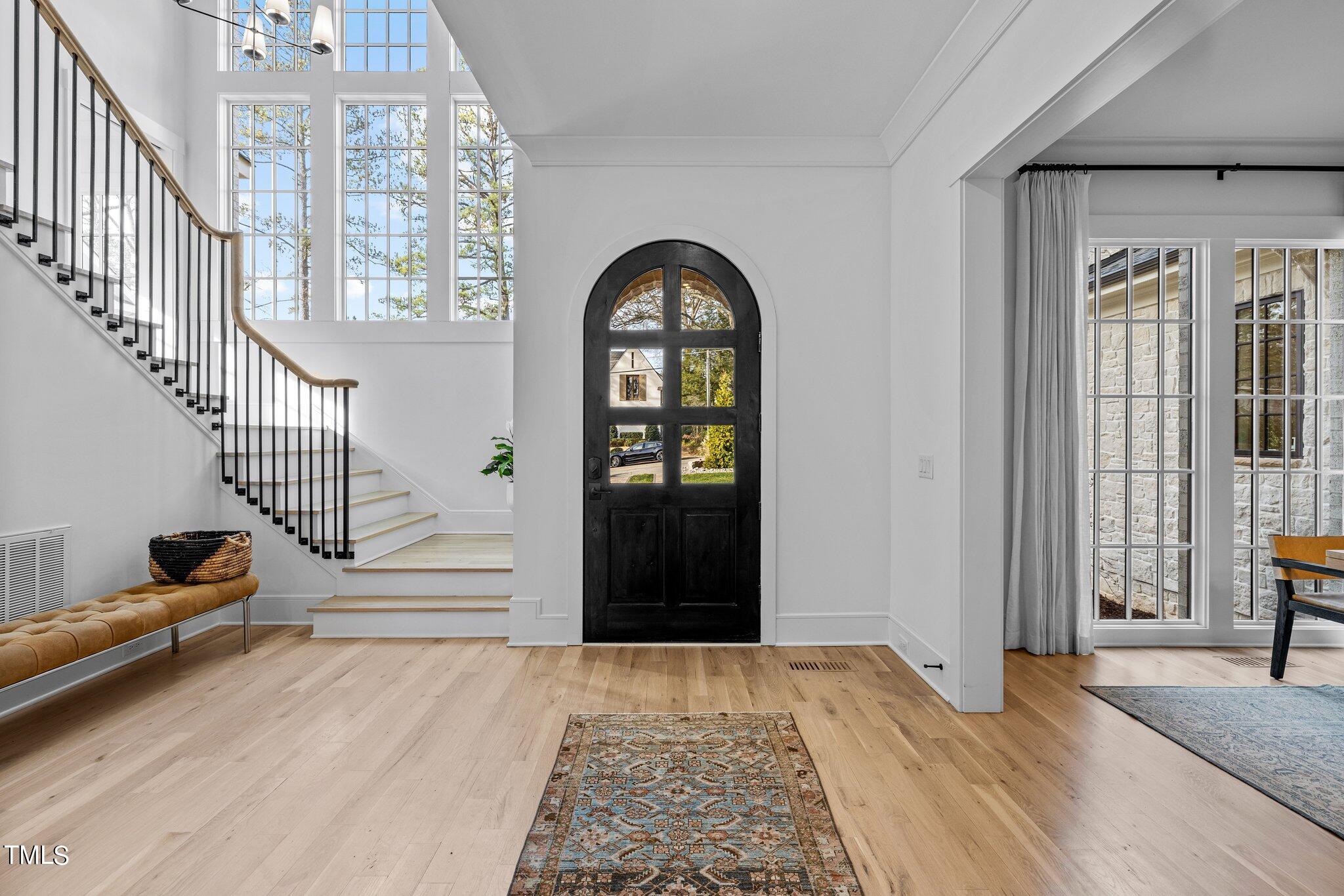 1234 Canterbury Road Raleigh, NC 27608 - Photo 2 of 51 52-web-or-mls-5Z8A3149