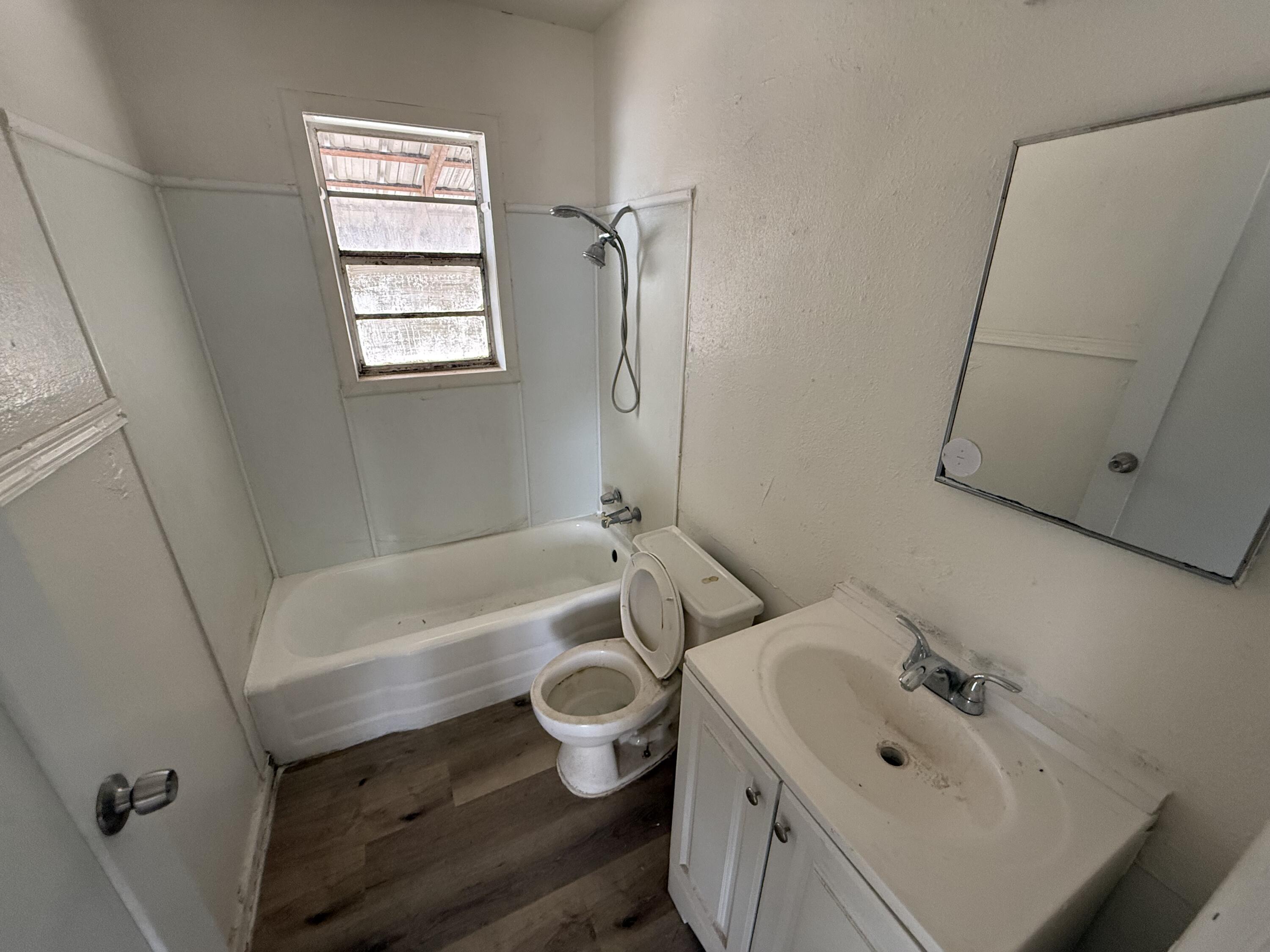 2806 East 30th Street Lubbock, TX 79404 - Photo 5 of 7 IMG_4150