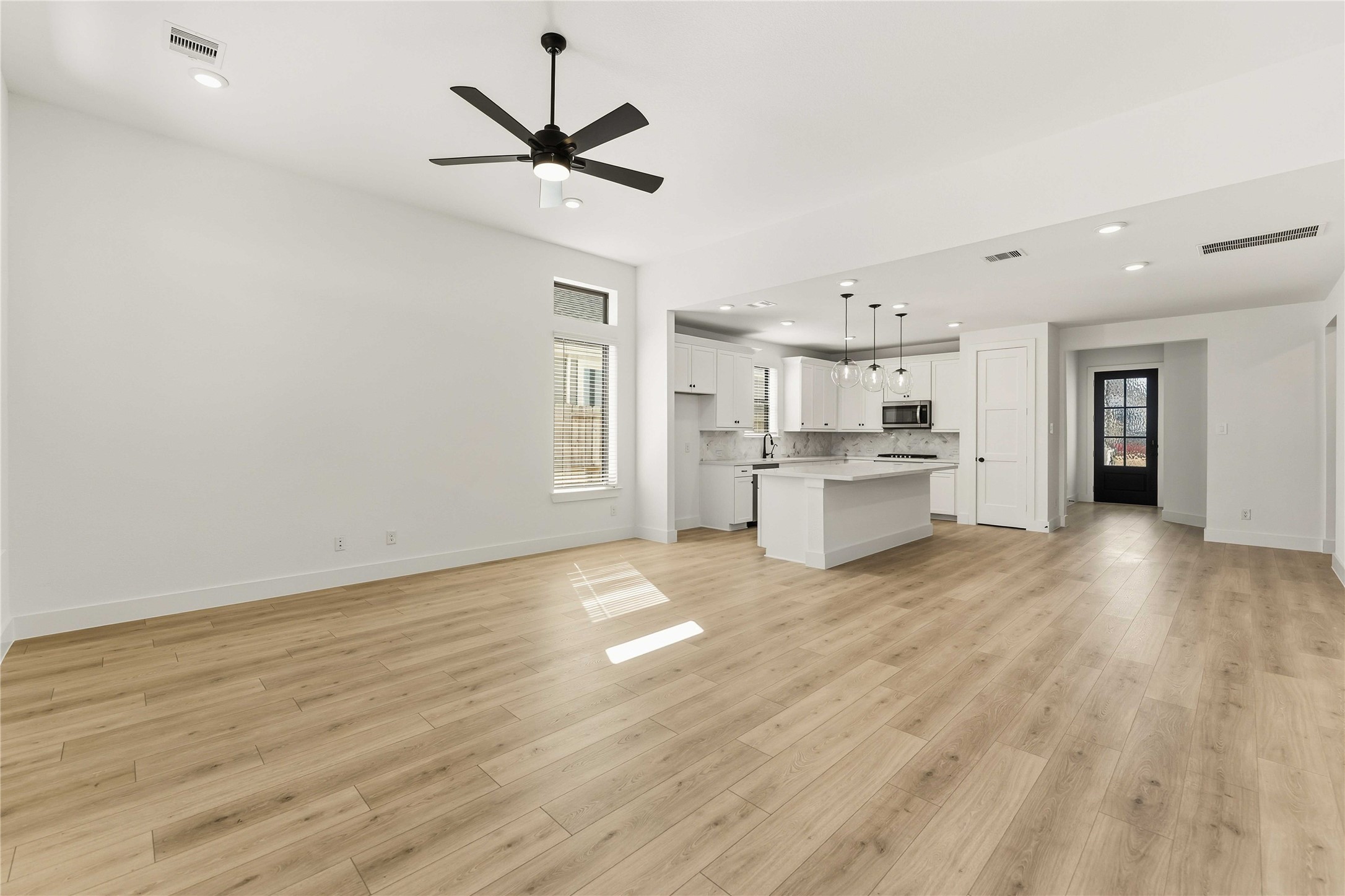 2231 Birch View Lane Katy, TX 77494 - Photo 4 of 43