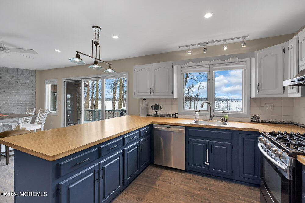 180 Hartshorne Road Rumson, NJ 07760 - Photo 4 of 5 dsc07835