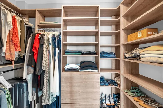 $775,000 | 2900 Northeast 7th Avenue, Unit 1806, Miami, FL 33137